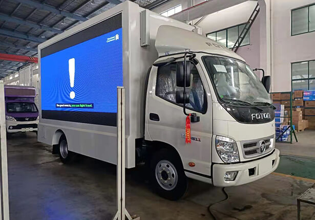 Écran LED double face pour la publicité mobile, écran latéral mobile pour  camion, TV LED, panneau