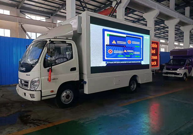 Mobile Advertising LED Screens Vehicle
